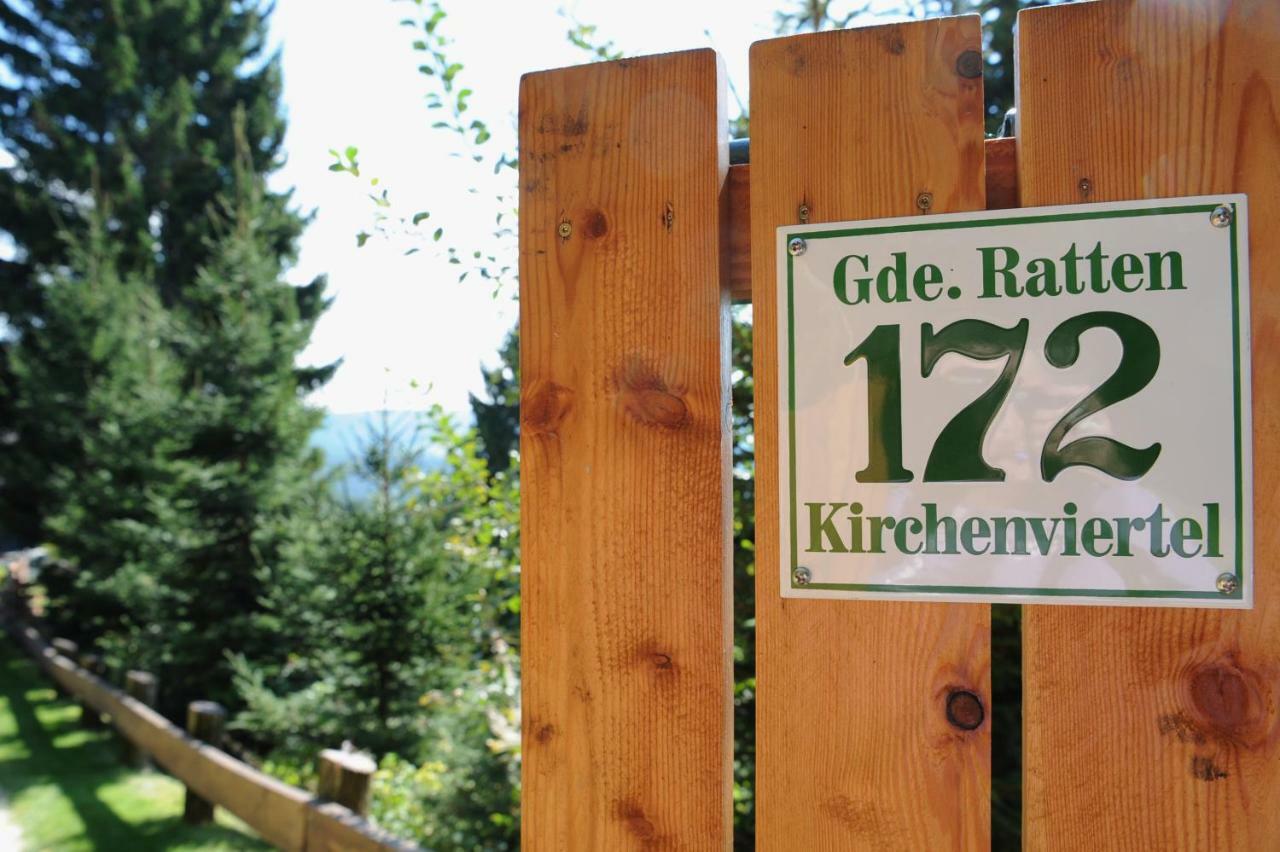 Gluehwuermchenhuette Villa Ratten Екстериор снимка