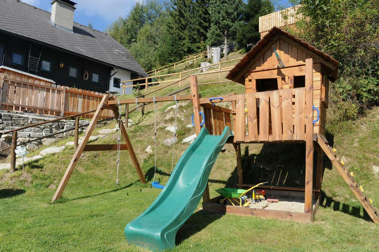 Gluehwuermchenhuette Villa Ratten Екстериор снимка