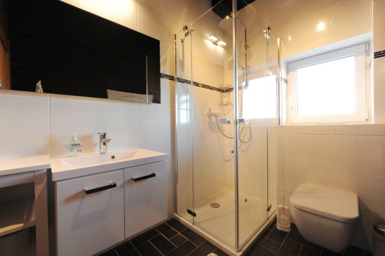 Gluehwuermchenhuette Villa Ratten Екстериор снимка