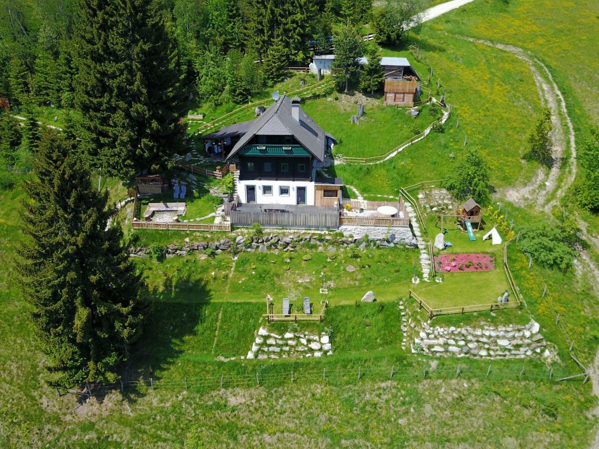 Gluehwuermchenhuette Villa Ratten Екстериор снимка
